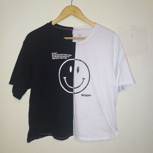 Organic Generation X-Large  Color Block Smiley Crop Top-Black & White-Be Happy